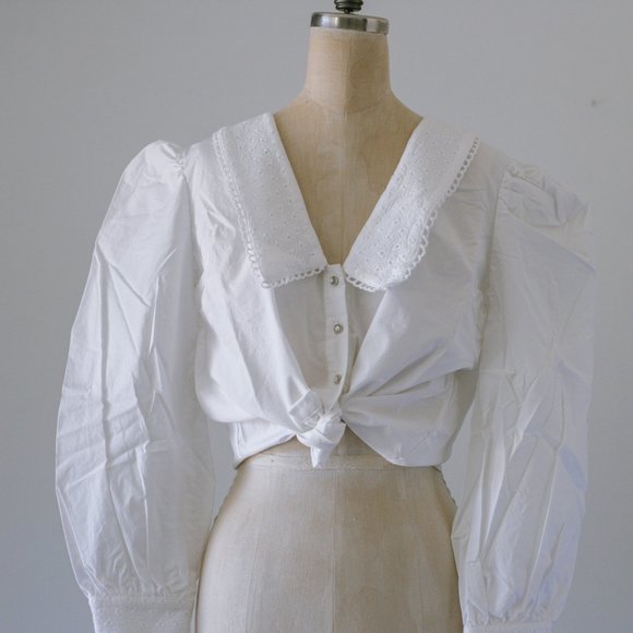 NWOT  White Bavarian Style Blouse - Picture 1 of 7
